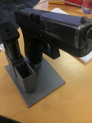 Airsoft Glock 19 Pistol Stand