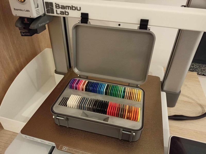 Filament swatch box