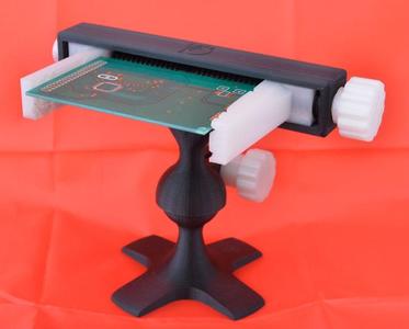 Fully printable PCB vise