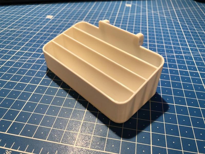 SKADIS CARD HOLDER