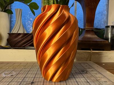 "Canopus" Contemporary Spiral Vase