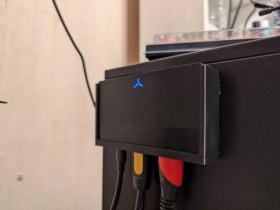 UGREEN CM630 Capture card holder