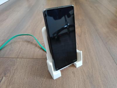 Pixel 7 optimized Spigen Wireless Charging Phone Stand