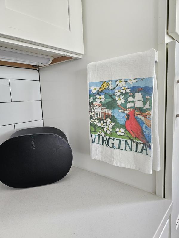 Dapper Towel Holder