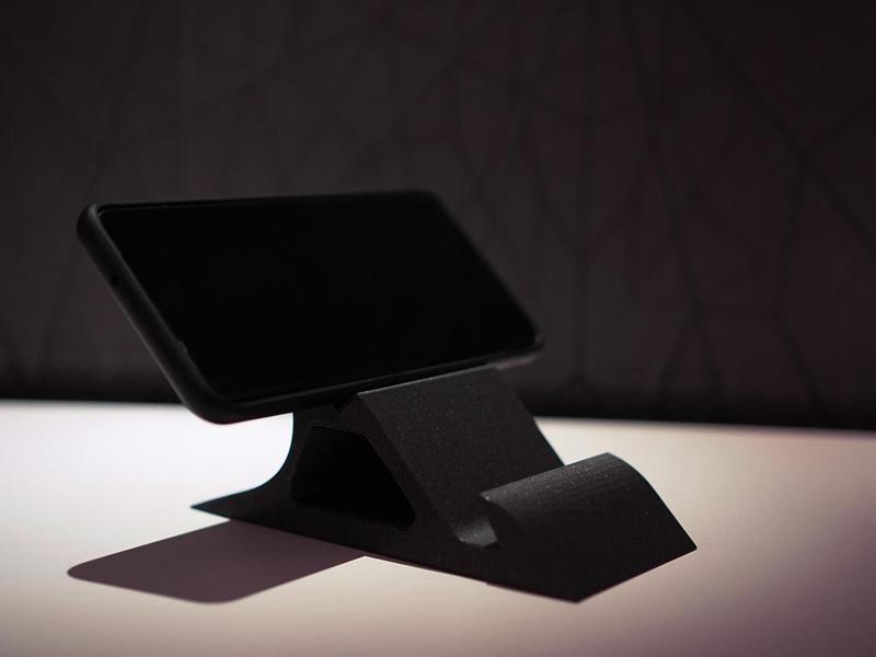Modern Universal Phone & Tablet Stand/Holder