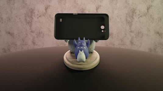 Totoro iphone carrier