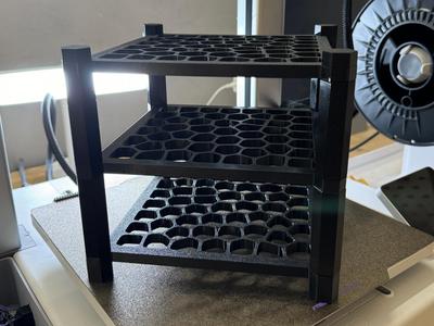 Stackable Voronoi Shelves