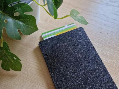 Compact Minimalist Pop-up Wallet