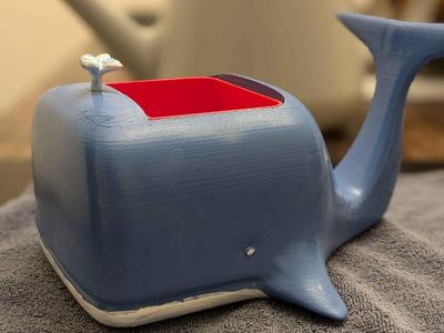 Whale Planter (self-watering with water indicator)