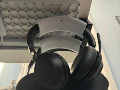 Underware - AirPods Max/Headphone Hanger