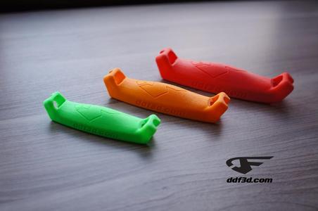 comfortable plastic shopping bag handle