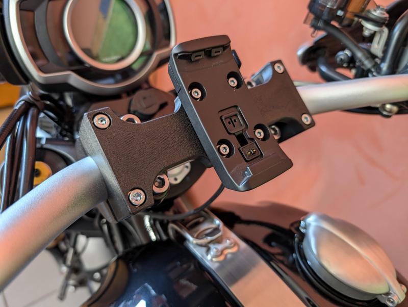 Garmin Zumo 395 Holder for Triumph Scrambler 1200 XE