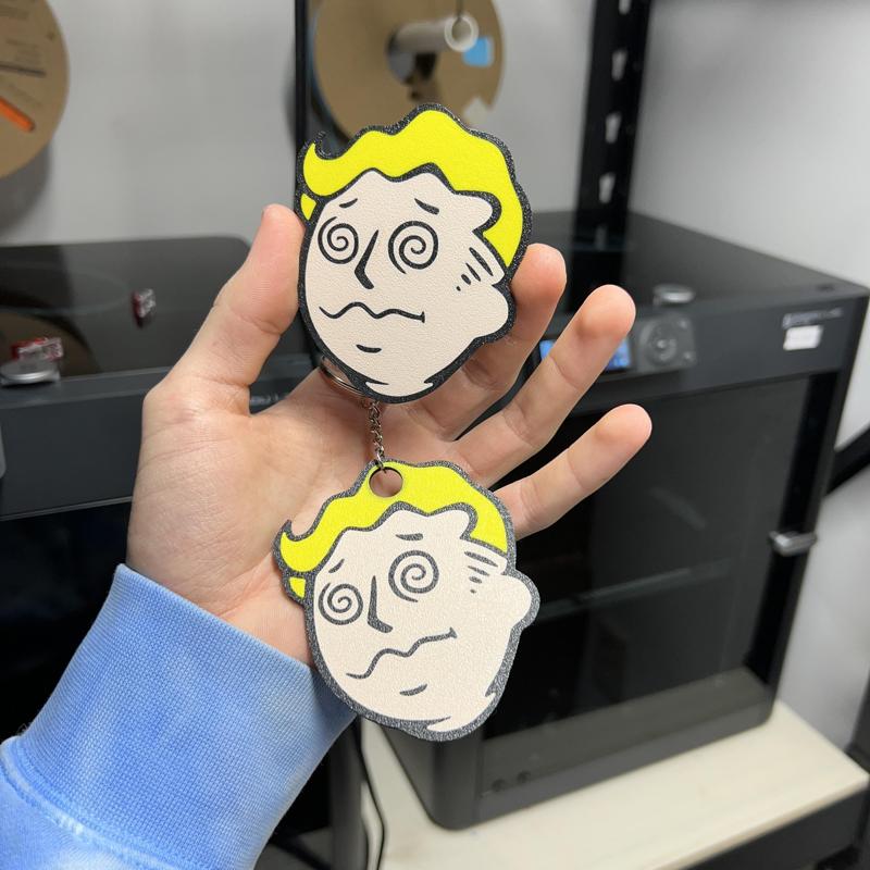 FALLOUT VAULT BOY HEAD  (Dizzy) KEYCHAIN, DISPLAY, COASTER