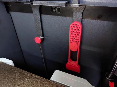 Bedscraperholder and Hexholder