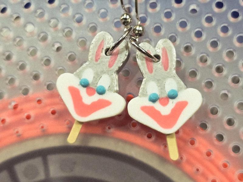 3D Bugs bunny popsicle earrings