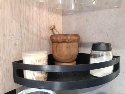 corner shelf
