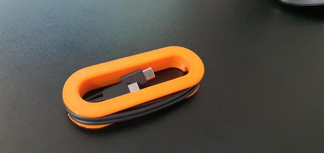 Travel cable holder
