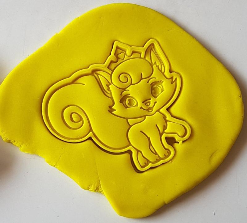 Cat princess cookie cutter