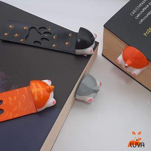 Cat book divider