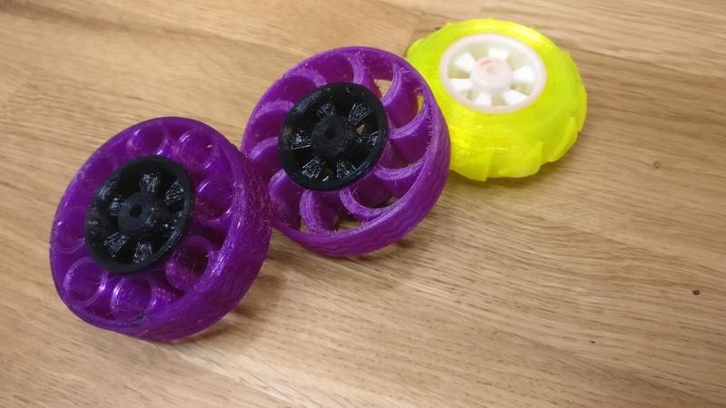 RC Plane Wheel 2.75" / 70mm , Hub + TPU Wheel