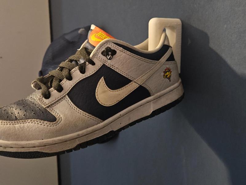Wall-Mounted Sneaker Display Hook