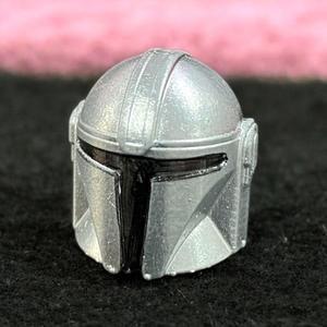Mandalorian helmet for mini figures
