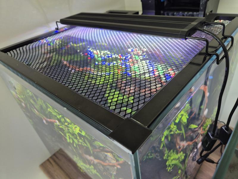 DIY Aquarium Jump Net