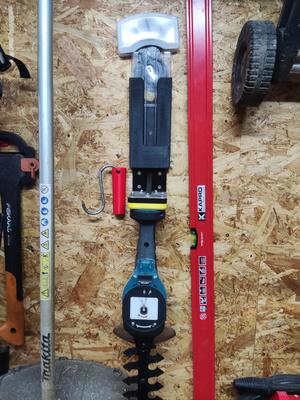 Holder for accessory Makita DUM604ZX