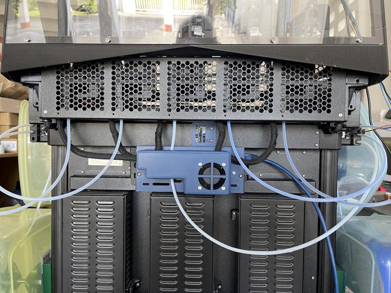 Buddy cover with fan and cable tidy