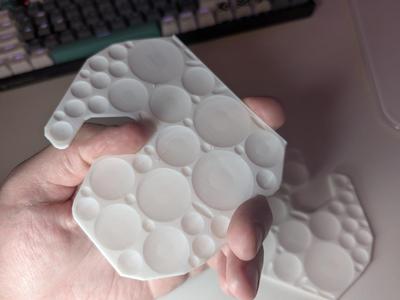 Painter's pallet (tripophobe edition)