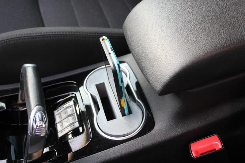 Ford S-Max/Mondeo cup holder to phone holder conversion