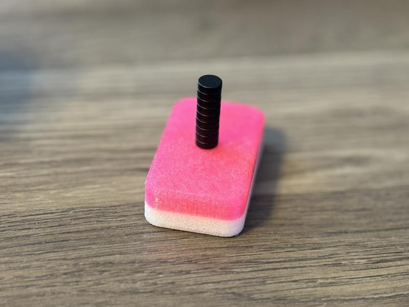 Magnetic polarity reference indicator tool