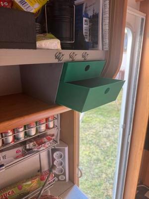 Knaus Wohnwagen Schubladen mit Gehäuse