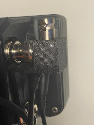 IC-705 Antenna Stabilizer for BNC male to female ellbow adapter
