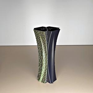 Jigsaw Vase 4 parts Voronoi