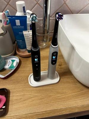 Oral-B io Electric toothbrush holder plate