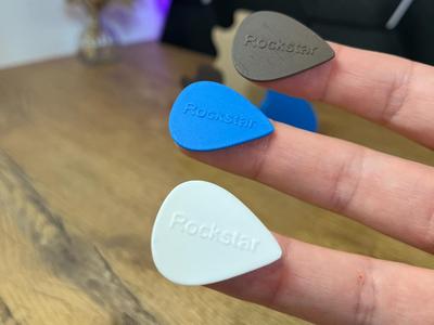 Plektron “Rockstar” – clean or textured