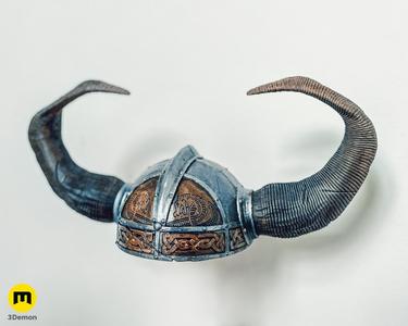 Hiccup's Viking Helmet - How To Train Your Dragon