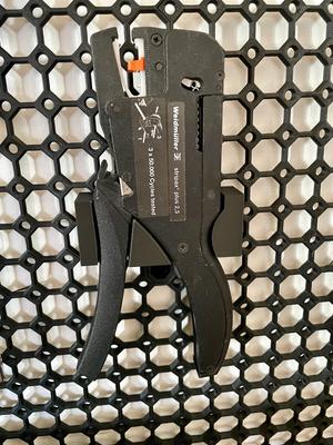 Weidmüller stripax plus holder for Multiboard