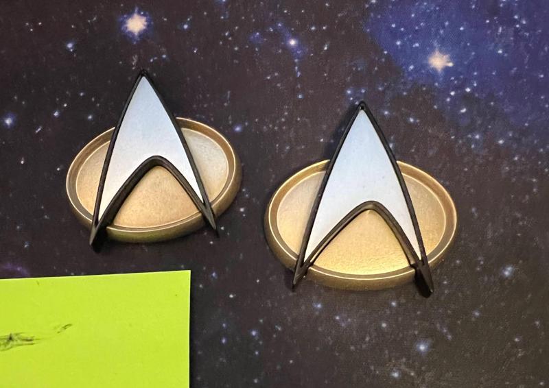 Star Trek: The Next Generation Com Badge (magnetic)