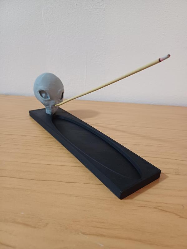alien incense holder