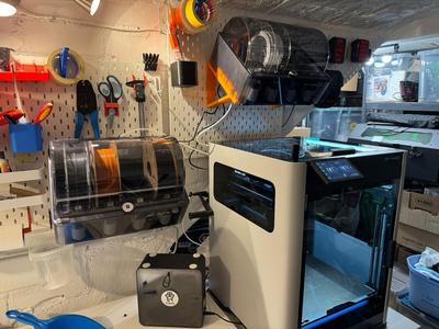 AMS 2 Pro Skadis Holder