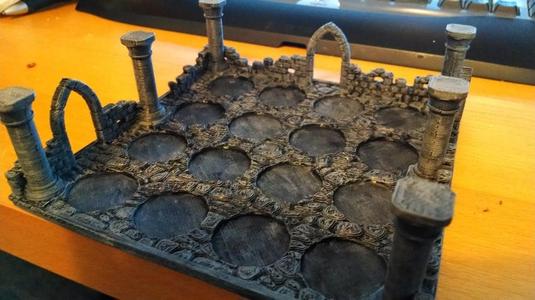 Stackable Dungeon-style Miniature Stand