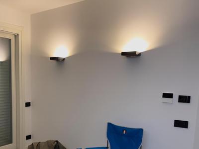 Wall sconce