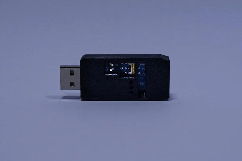 CP2102 6 in 1 USB to Serial Adapter Case   