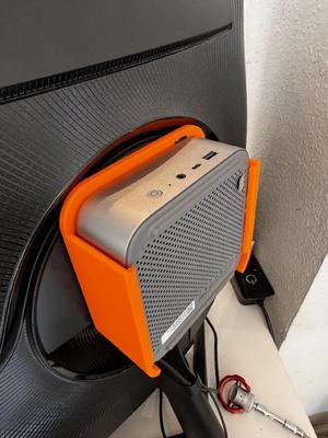 Beelink SER8 - Monitor mount   