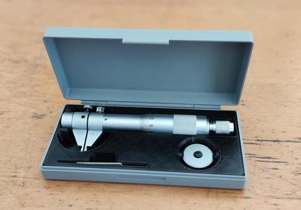 Inner micrometer box