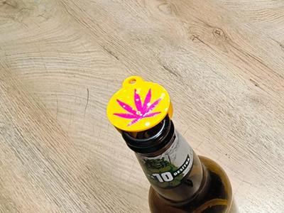 bottle cap - weed