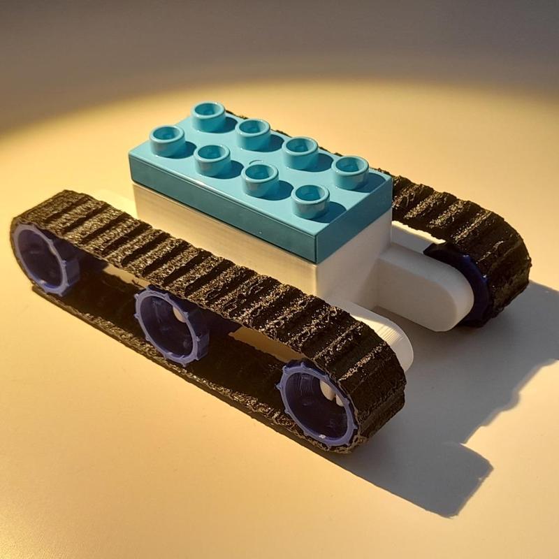 Caterpillar chain tracks for Duplo