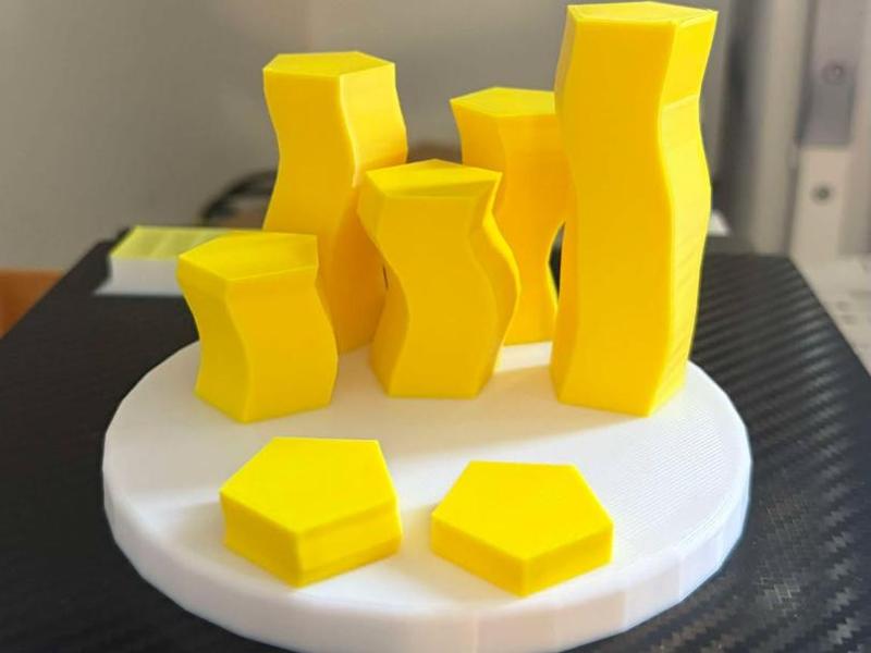Oldschool runescape cash stack phone holder